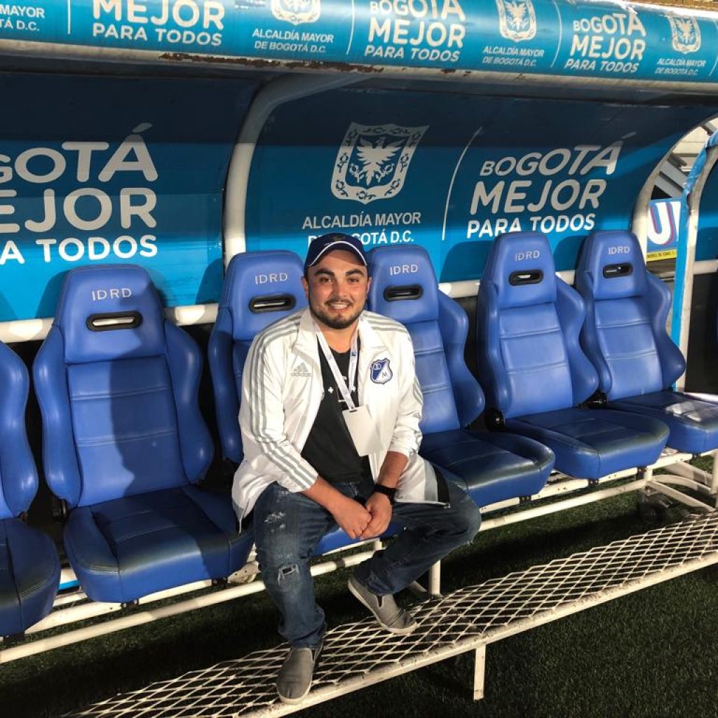 Meet Francisco, a local sports fan in Bogota who joined the Homefans Community. In this blog, Francisco shares his passion for sports and why he loves hosting sports fans in Bogota.